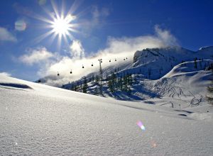 Ski Firn mit Osteraktion