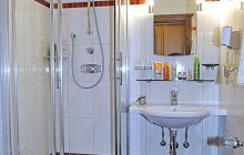 Badezimmer - Gästehaus Trattner