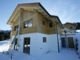 Privathaus aus Holz und Glas