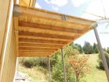 Überdachung aus Holz