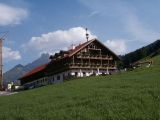 Bauernhof aus Holz - Pilzbauer