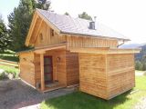 Außenansicht Holzhaus