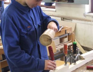 Holzwerkstatt4.jpg